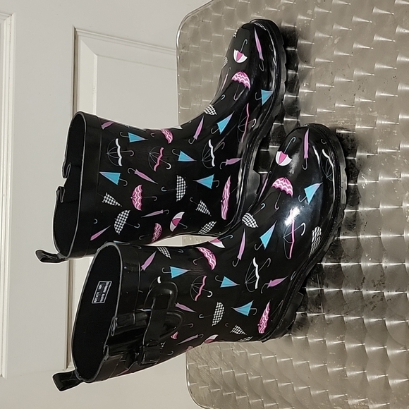 Capelli size 11 Rain black boots with umbrellas design - Picture 1 of 6